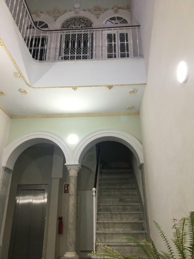 Apartamento Nuevo En Casa Tipo Palacio Cádis Exterior foto